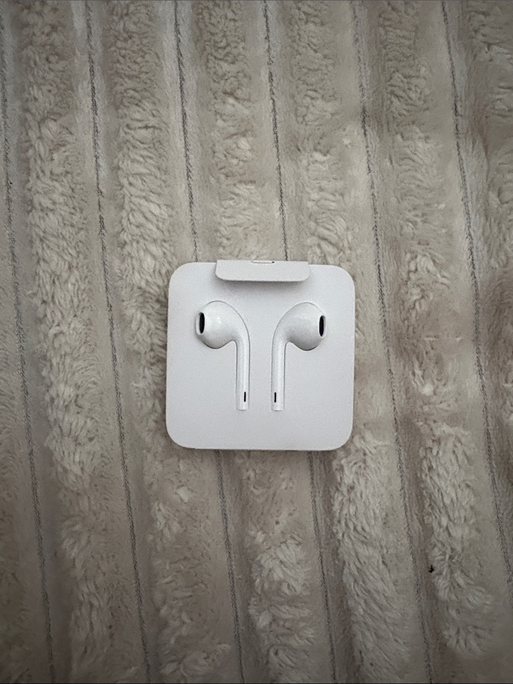 Apple White Wired Earbuds